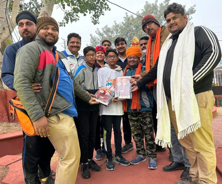ब्रजभूमि कल्याण परिषद के तत्वाधान में राष्ट्रीय युवा दिवस पर विवेकानंद चौक की कि गई सफाई 
