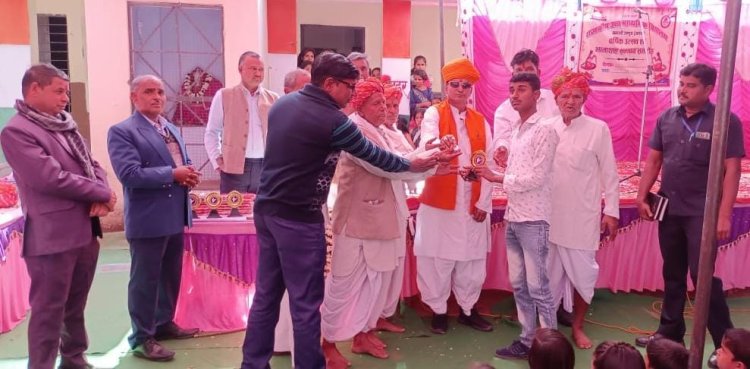 बालक अच्छी शिक्षा प्राप्त कर देश , समाज की सेवा करें - महन्त प्रकाश दास महाराज