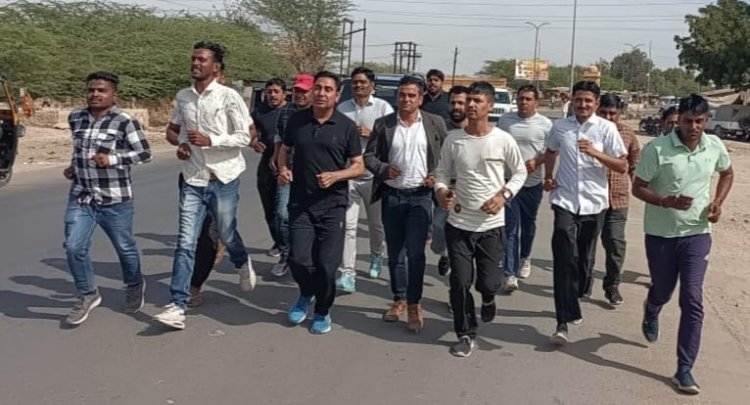बहरोड़ विधायक ने 14 सूत्री मांगों को लेकर बिना रुके लगाई दौड़