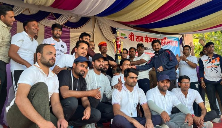 पीएमओ रतनगढ़ की टीम ने जीता फाईनल