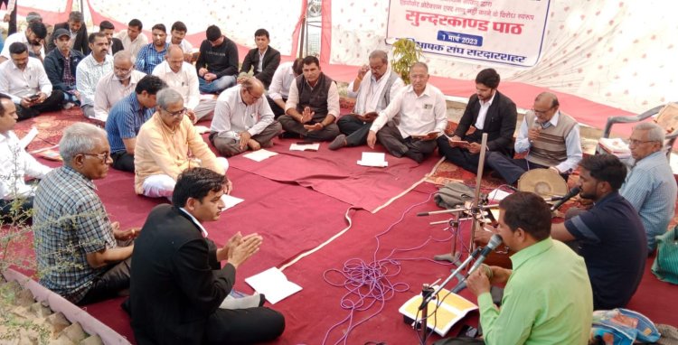 वकीलों ने धरना स्थल पर सुन्दरकांड पाठ कर एडवोकेट प्रोटेक्शन एक्ट लागू करने की मांग, प्रदेश में आंदोलन तेज करने की दी चेतावनी
