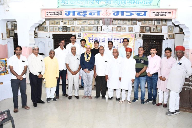 संवाद संस्थान ने किया डाॅ शमशाद का सम्मान