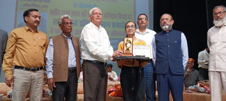 सर्व समाज प्रतिभा सम्मान समारोह का आयोजन करना एक अच्छा कदम है- शर्मा