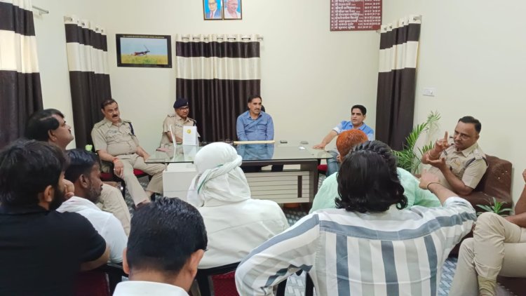 प्रशासन के साथ वार्ता रही विफल, इधर हाईवे पर जारी रहे धरने..