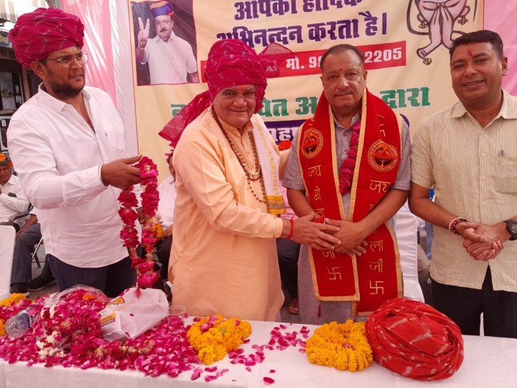 नवनिर्वाचित व्यापार महासंघ अध्यक्ष मनोज आहूजा ने पदभार संभाला  