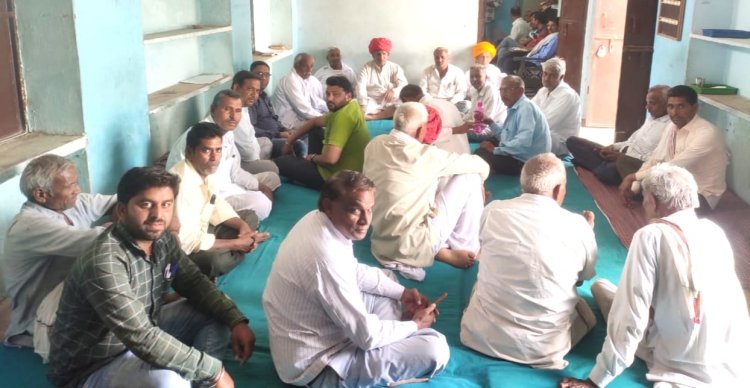 धाकड़ समाज के सामूहिक विवाह सम्मेलन को लेकर कमेटी की बैठक