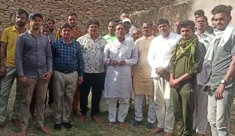 पूर्व राज्यमंत्री ने कहा कि हत्यारों को गिरफ्तार करो नहीं थाने का घेराव कर आंदोलन होगा