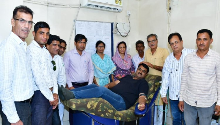 51 लोगों ने किया रक्तदान