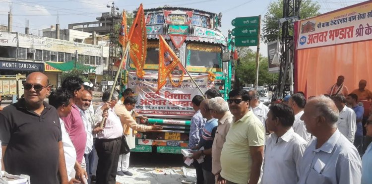 कार्रवाई के साथ की पॉलिथीन व थर्माकोल जप्त