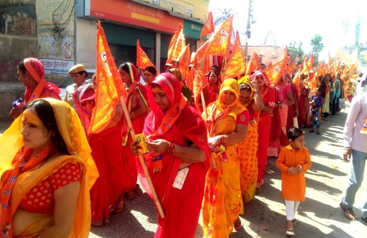 भगवान परशुराम जन्मोत्सव शोभायात्रा में उमड़ी श्रद्धा