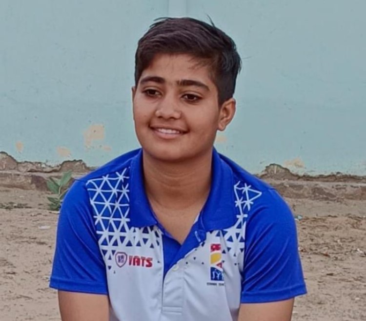 चूरू जिले के भोजासर ग्राम की खिलाड़ी शारदा कंवर भारत की जूनियर हैंडबॉल टीम में देश का प्रतिनिधित्व करेगी ।
