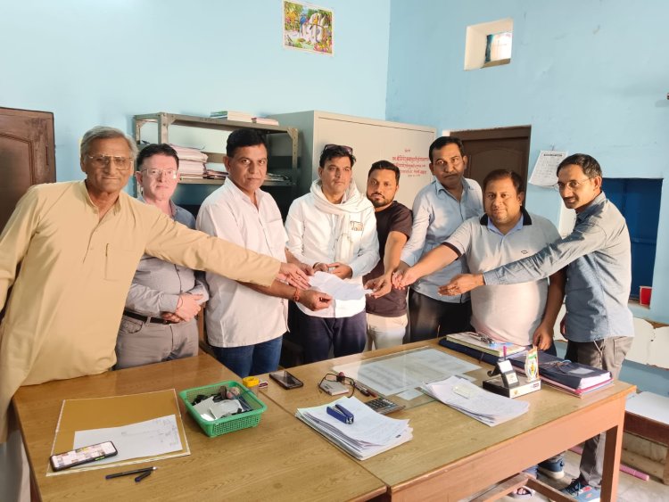 बंद पड़ी गिरदावरी साइट को चालू करने की मांग को लेकर ज्ञापन दिया