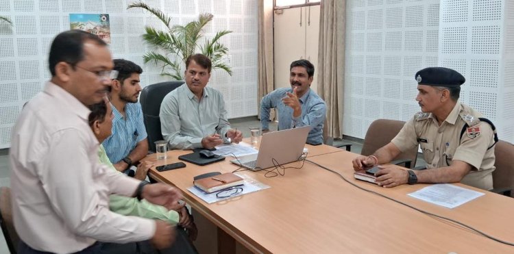 वरिष्ठ नागरिक तीर्थ यात्रा योजना की निकाली गई लॉटरी