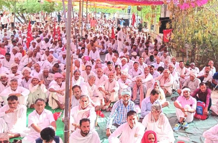 किसानों के पड़ाव जारी, आन्दोलन तेज करने का निर्णय स्थाई मोर्चा तंबू बनाना शुरू