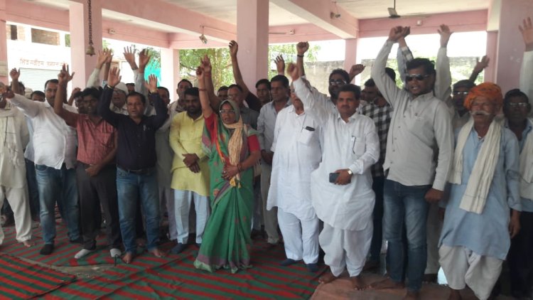 नीमकाथाना जिले में सामील करने की मांग को लेकर पीपलोदा का बास में ग्रामीण हुए लामबंद सीकर जिले में रखने का कर रहे हैं विरोध चौकड़ी में 15 जून को होगी आम सभा