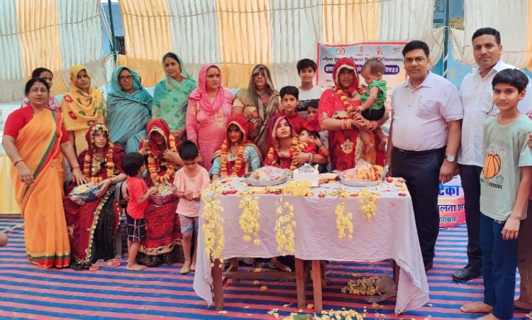 महंगाई राहत कैम्प में गर्भवती महिलाओं की गोद भराई एवं नवजात कन्याओं का मनाया जन्मोत्सव