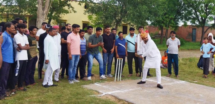 बाबा भैरू क्रिकेट प्रतियोगिता का हुआ शुभारंभ