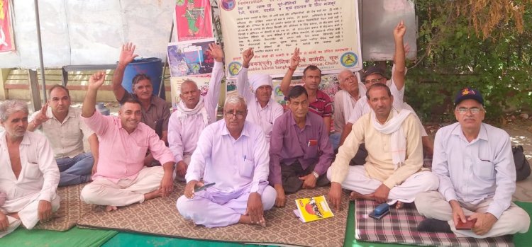 सांकेतिक भूख हड़ताल के माध्यम से पूर्व सैनिकों ने जताया विरोध 