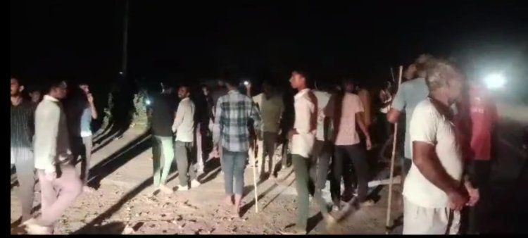 जम्मू कश्मीर से आए बदमाशों ने बंद घर के तोड़े ताले, ग्रामीणों ने हिम्मत दिखाते हुए एक को पकड़ा, घटना के बाद ग्रामीण दहशत में