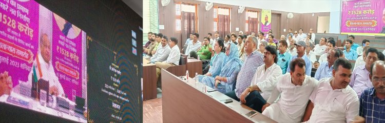 नगरपरिषद क्षेत्र में बनेंगी 60 सड़कें, सीएम ने किया शिलान्यास
