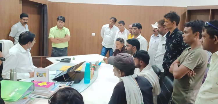 टेंडर करवाने के बाद धरना स्थगित 