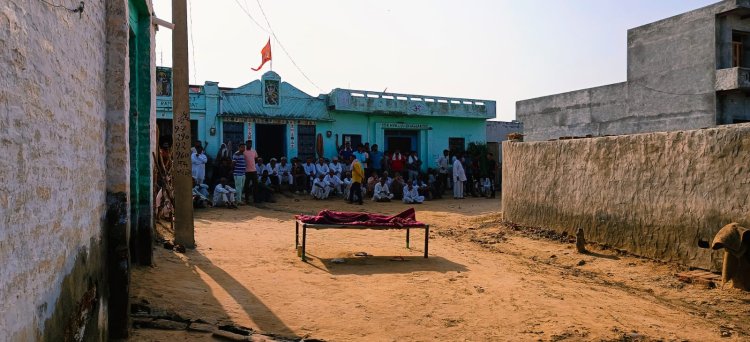 आपसी रंजिश को लेकर घर के दरवाजे के सामने सो रही एक 70 वर्षीय बुजूर्ग महिला की कुल्हाड़ी से गला रेतकर हत्या करने का आरोप, सिद्धमुख थाने में मामला दर्ज