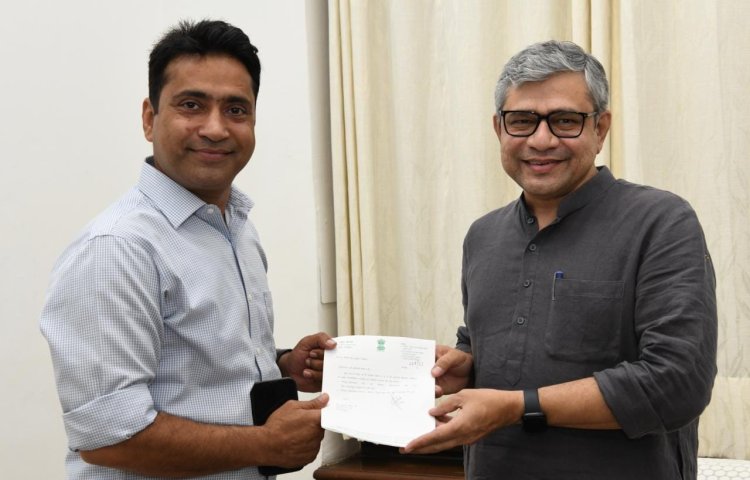 सांसद राहुल कस्वां की रेल मंत्री से मुलाकात, रींगस-खाटूश्यामजी-सालासर-सुजानगढ तक नई रेल लाईन व ट्रेनों के विस्तार की माँग
