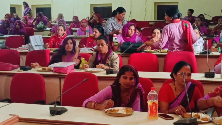 महिला व बाल विकास विभाग के तीन दिवसीय प्रशिक्षण, कार्मिको के नाश्ते में कर दी कटौती 