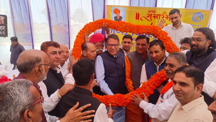 मूंड पेट्रोल पंप का उद्घाटन, डॉ. सतीश पूनिया का भव्य स्वागत