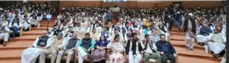 राजस्थान राजनीति में नया मोड़: 75 विधायकों के इस्तीफों पर हाईकोर्ट ने उठाए सवाल