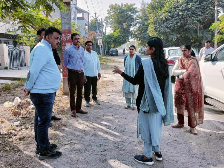 शहर की सफाई व्यवस्था पर कलक्टर की सख्ती, कचरा देखकर जताई नाराजगी