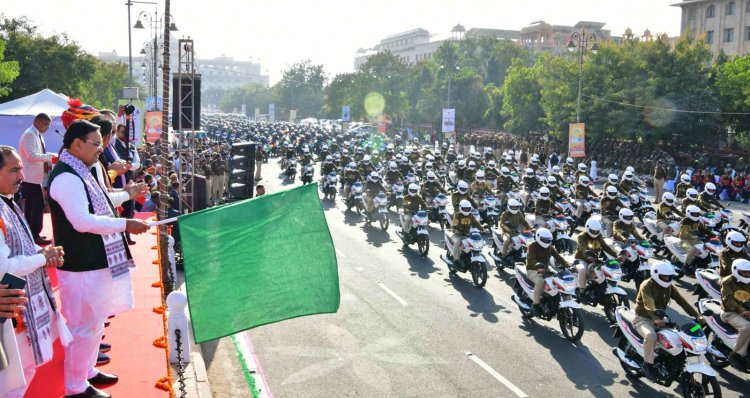 राज्य सरकार की उपलब्धियां प्रदर्शित, सीएम भजनलाल ने दी महिला सुरक्षा को नई दिशा