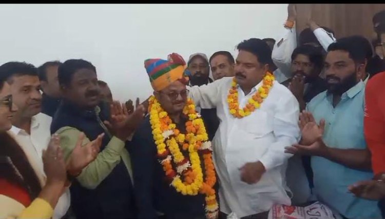 राज्य मंत्री विजयसिंह द्वारा नगर परिषद में नेता प्रतिपक्ष के कार्यालय का उद्घाटन 