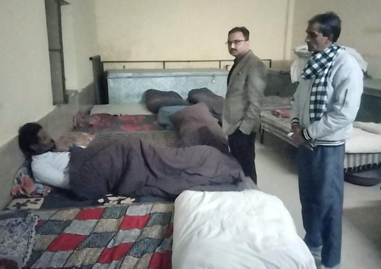 निगम आयुक्त ने रैन बसेरों और अन्नपूर्णा रसोई की व्यवस्थाओं का लिया जायजा    सर्दी से राहत और भोजन की गुणवत्ता पर दिया जोर 