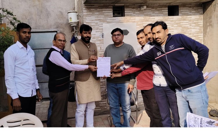 अलायला रोड पर गन्दे पानी की निकासी, मृत पशुओ को डालने से ग्रामीण परेशान