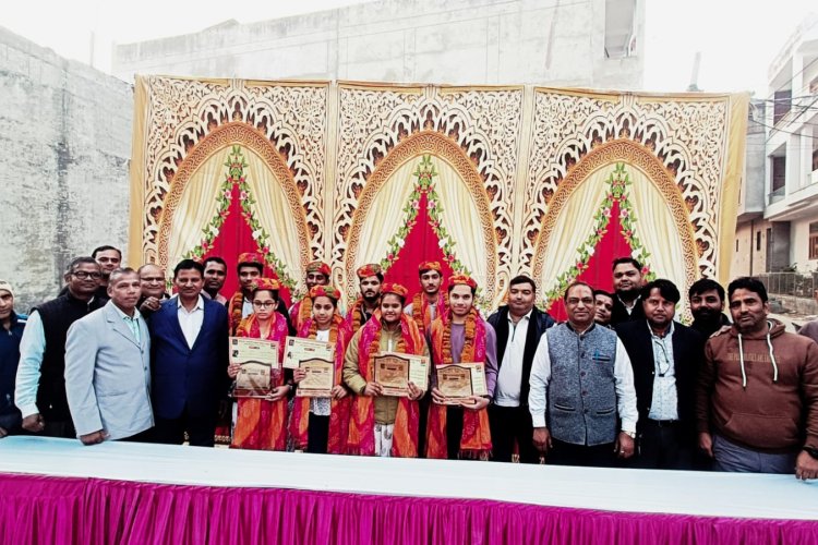सीताराम-सरस्वती एनक्लेव सोसाइटी का नववर्ष स्नेह मिलन और प्रतिभा सम्मान समारोह