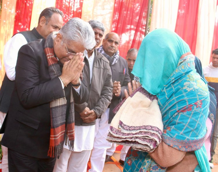 केंद्रीय मंत्री भूपेंद्र यादव ने शहीद की मूर्ति का अनावरण और जैन मंदिर में लोकार्पण किया