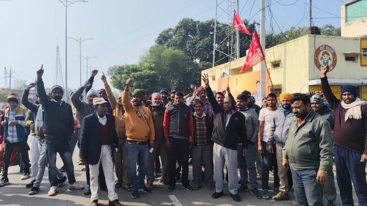 नीमकाथाना जिला हटाने के विरोध में आंदोलन तेज, सातवें दिन भी जारी रहा धरना 
