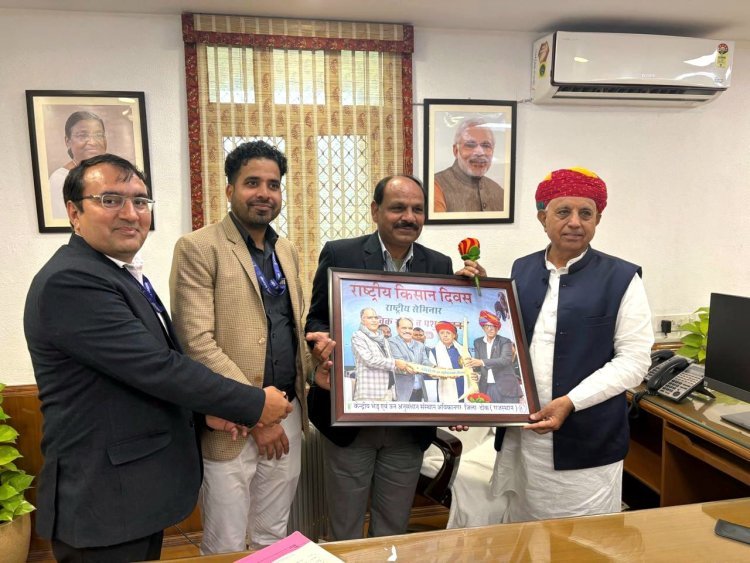 किसानों और पशुपालकों की आय बढ़ाने के लिए अनुसंधान और तकनीक को पहुंचाने पर जोर
