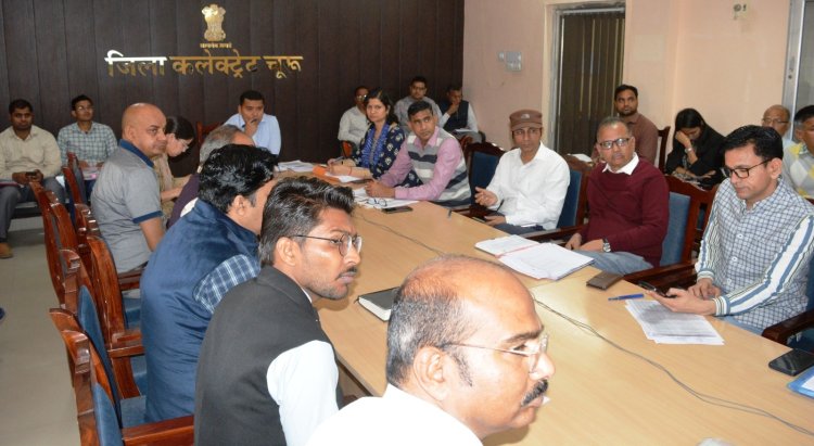 सम्पर्क पोर्टल पर लंबित प्रकरणों की पेंडेंसी शून्य करें: कलेक्टर सुराणा  