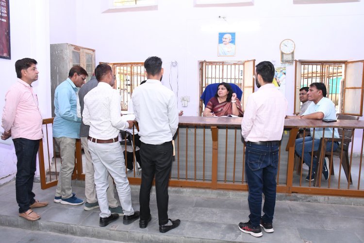 जिला कलक्टर एवं पुलिस अधीक्षक ने गंगापुर सिटी में किया औचक निरीक्षण