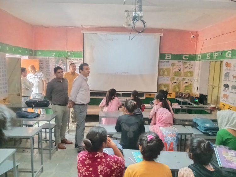 जनसुनवाई में जिला कलक्टर डॉ. सोनी का निर्देश: परिवेदनाओं का त्वरित और प्रभावी निस्तारण हो सुनिश्चित