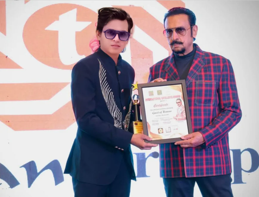 अलवर के विश शर्मा को यू ऐशजे मॉडल्स के तहत प्रोफेशनल ब्रांड मॉडल के टैग से किया सम्मानित।