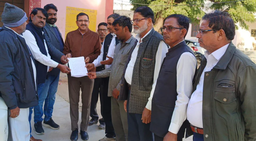 गंदे पानी से निजात दिलाने की मांग