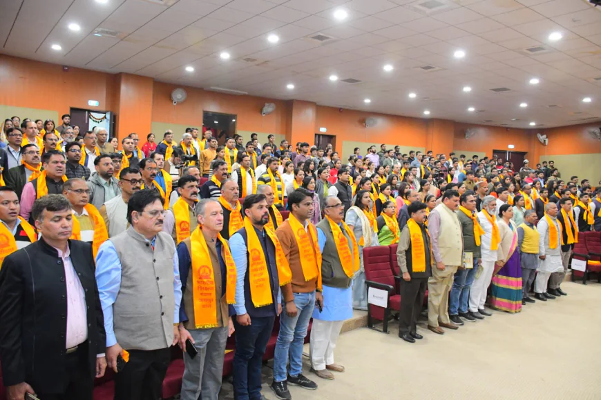 आध्यात्मिक इंटेलिजेंस से ही आर्टिफिशियल इंटेलिजेंस को नियंत्रित किया जा सकता है बी आर शंकरानंद गुरु-शिष्य परंपरा भारतीय संस्कृति का मूल आधार : राज्यपाल हरिभाऊ बागड़े