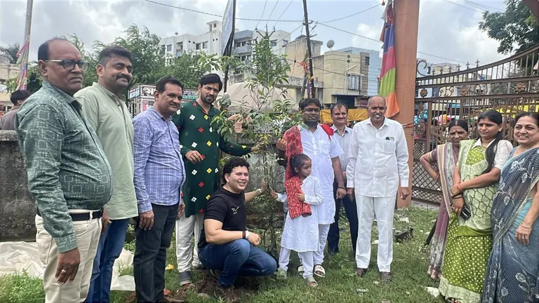 Environmentalist Viral Desai Merges Spirituality and Sustainability at Sacred Alakhdham