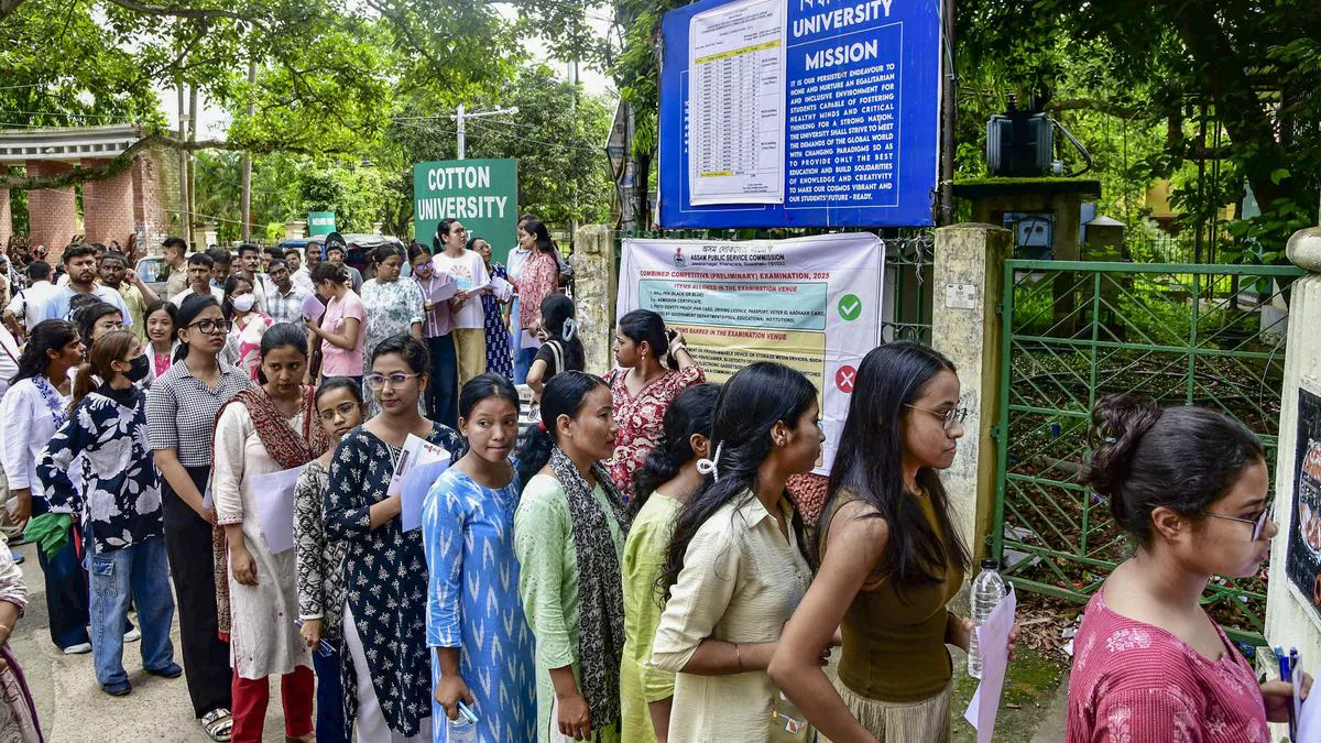 पेपर लीक पर नकेल: सरकार ने पेश किया नया बिल, 10 करोड़ तक का जुर्माना और सख्त जेल का प्रावधान