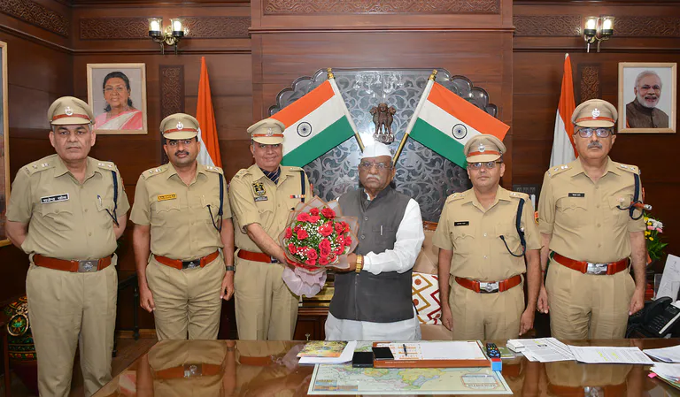Newly Promoted IPS Officers Call on Governor Haribhau Bagade
