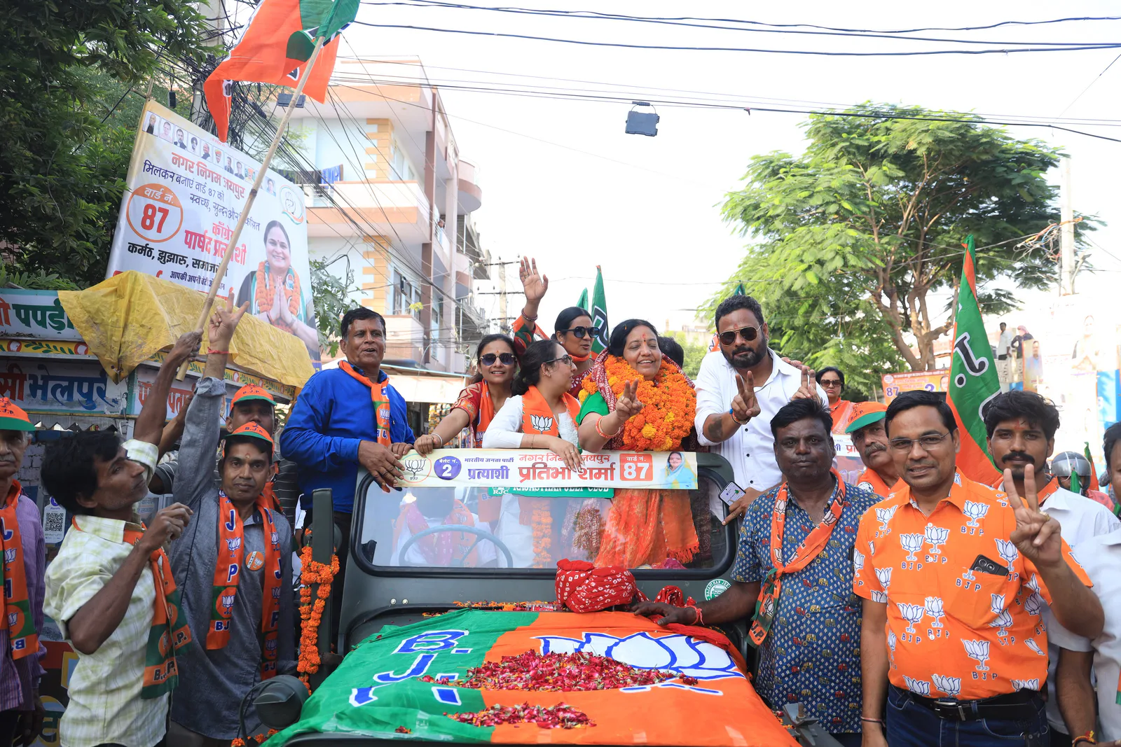 BJP Leaders Rally Support for Pratibha Sharma in Jaipur Ward 87 Roadshow