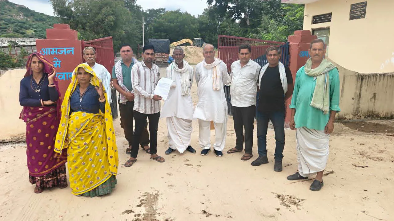 तारनपुर में किसानों की बढ़ी चिंता, लगातार दो रातों से खेतों की तारबंदी काट रहे अज्ञात बदमाश